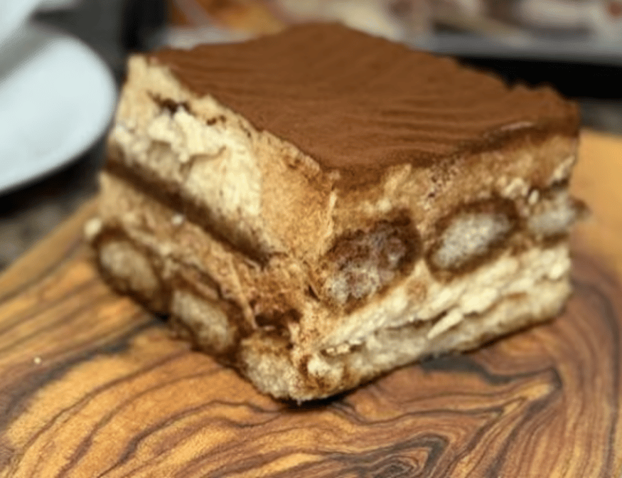 Tiramisu Cake